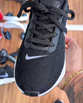 Tênis Air ZoomX Invencible Run 3 - Preto/Branco