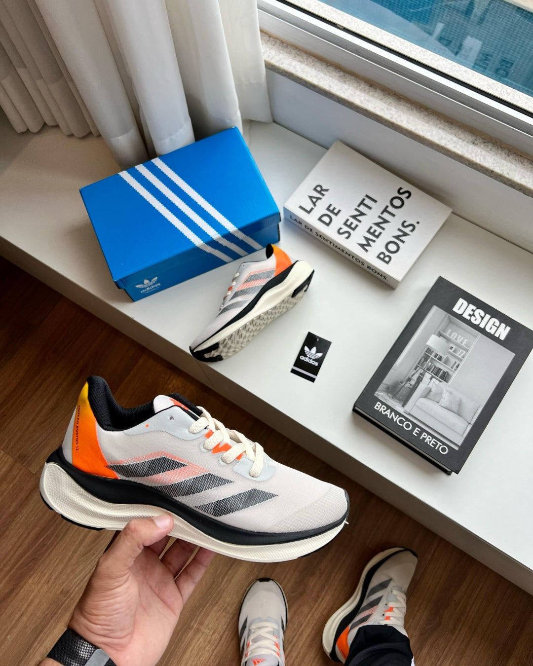 Tênis Adidas Adizero Boston 12 Branco/Laranja